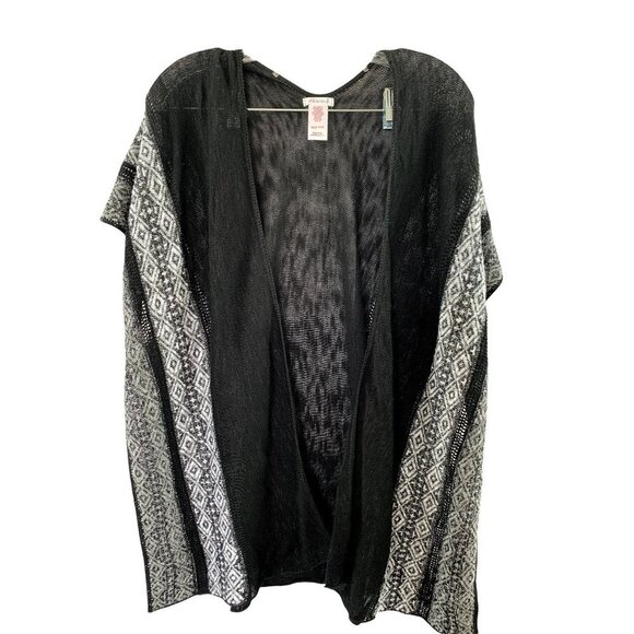 Xhilaration Tops - Xhilaration Women's Black Shawl